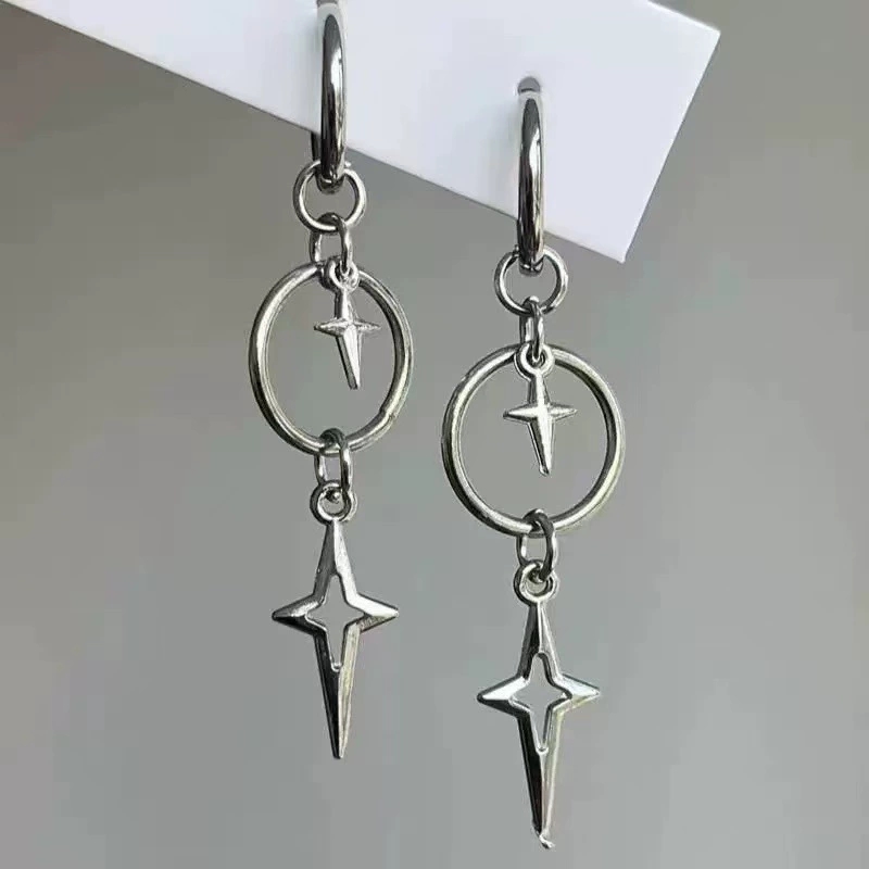 Women'S Emo Accessories - Personalizowane kolczyki w kształcie krzyża punkowego