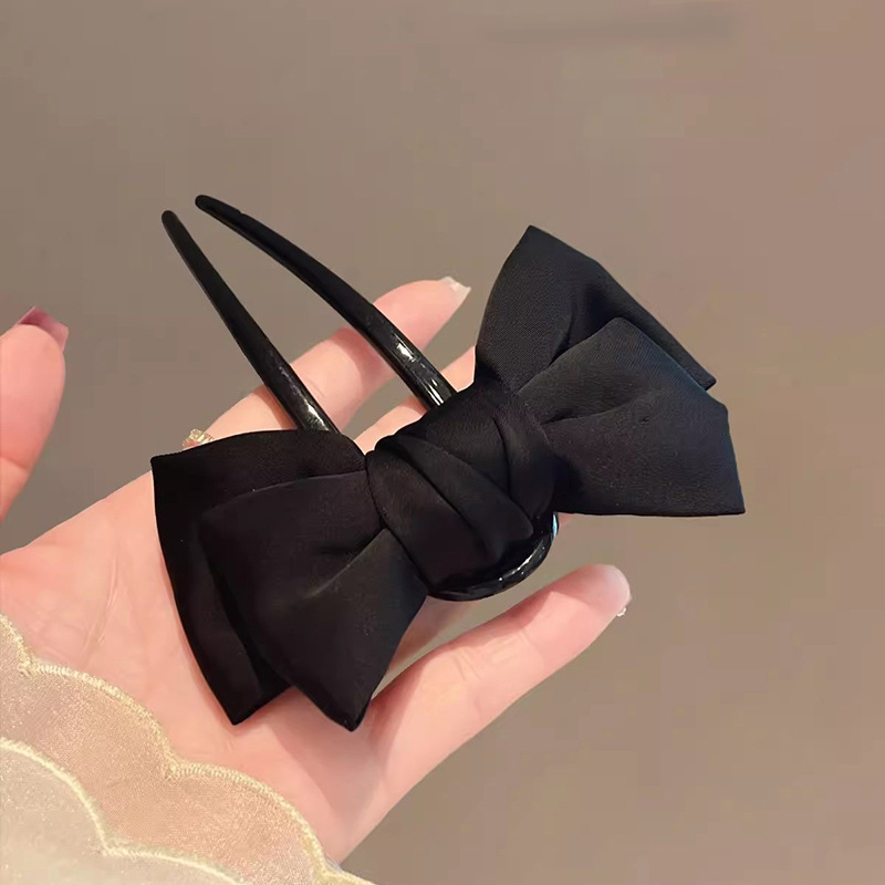 Women Accessories On Sale - Eleganckie koreańskie kokardki w kształcie litery