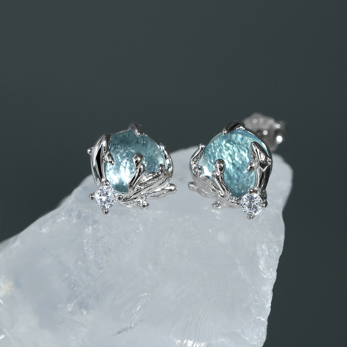 Eleganckie kolczyki sztyfty F. – Statement Earrings Oversized recenzja i cena