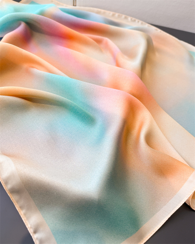 Jedwabna apaszka damska 2025 D – Silk Scarf Square recenzja i cena
