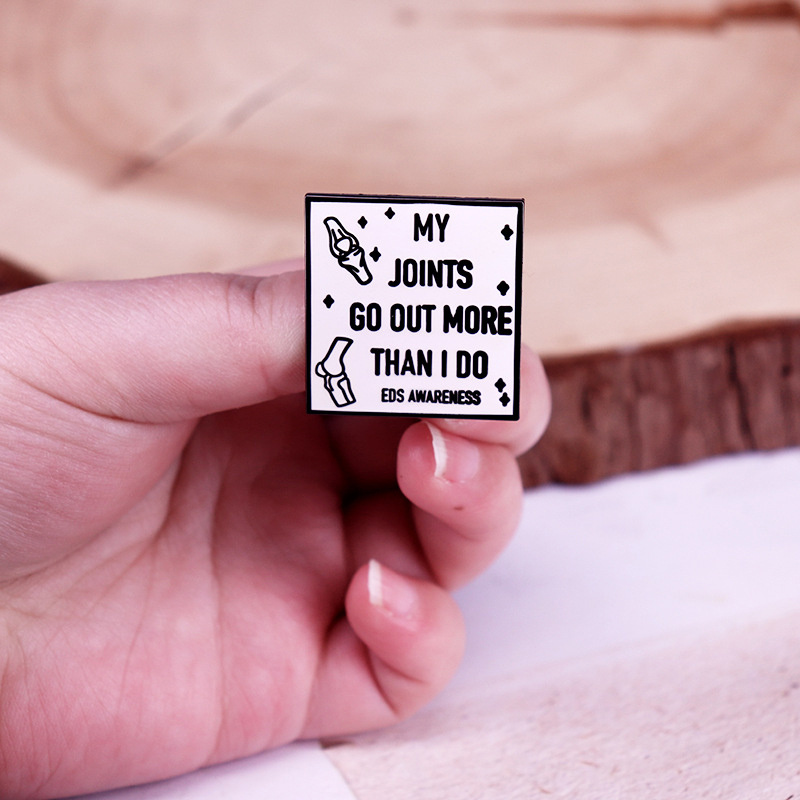 „My Joints Go Out More Than I  – Women Accessories Quotes recenzja i cena